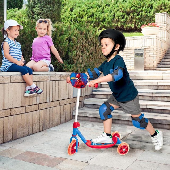 Patinete 3 Ruedas Spiderman