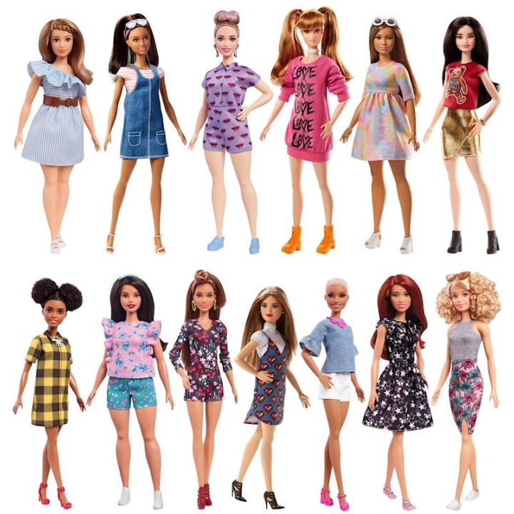Muñeca Barbie Fashionista. Con Looks