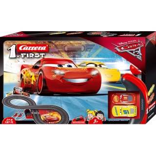 Pista Carrera Cars Incluye Dos Coches Rayo+Cruz 2,4M De Pist