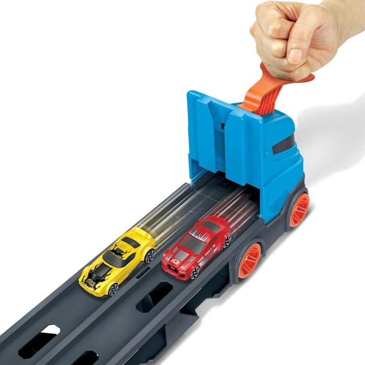 Camion De Transporte Hot Wheels Convertible En Pista De Coch