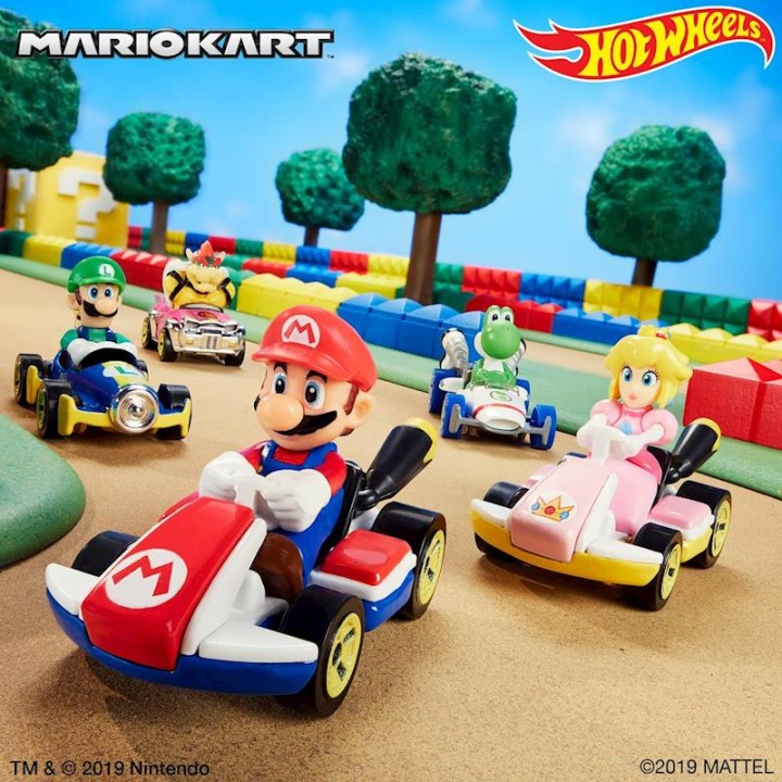 Hot Wheels Mario Kart Mario